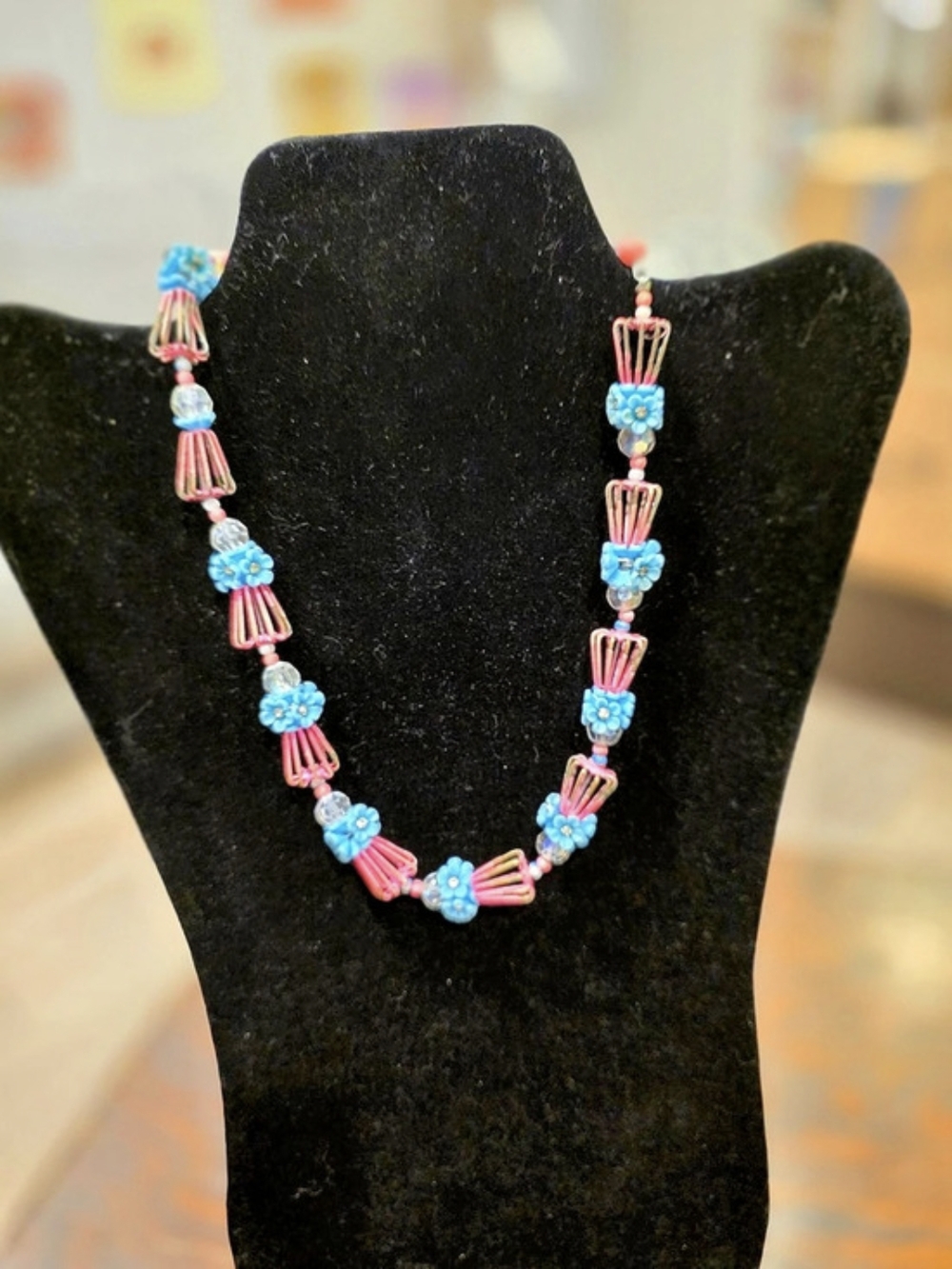Vendôme Vintage Floral Necklace
